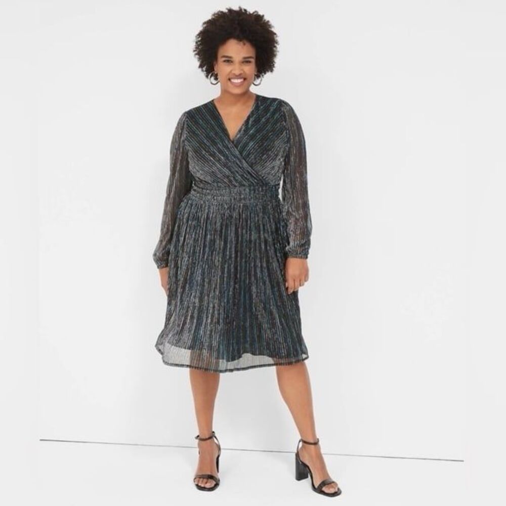 NWT Lane Bryant Lurex Blouson-Sleeve Crinkle Knit Dress Size 30/32